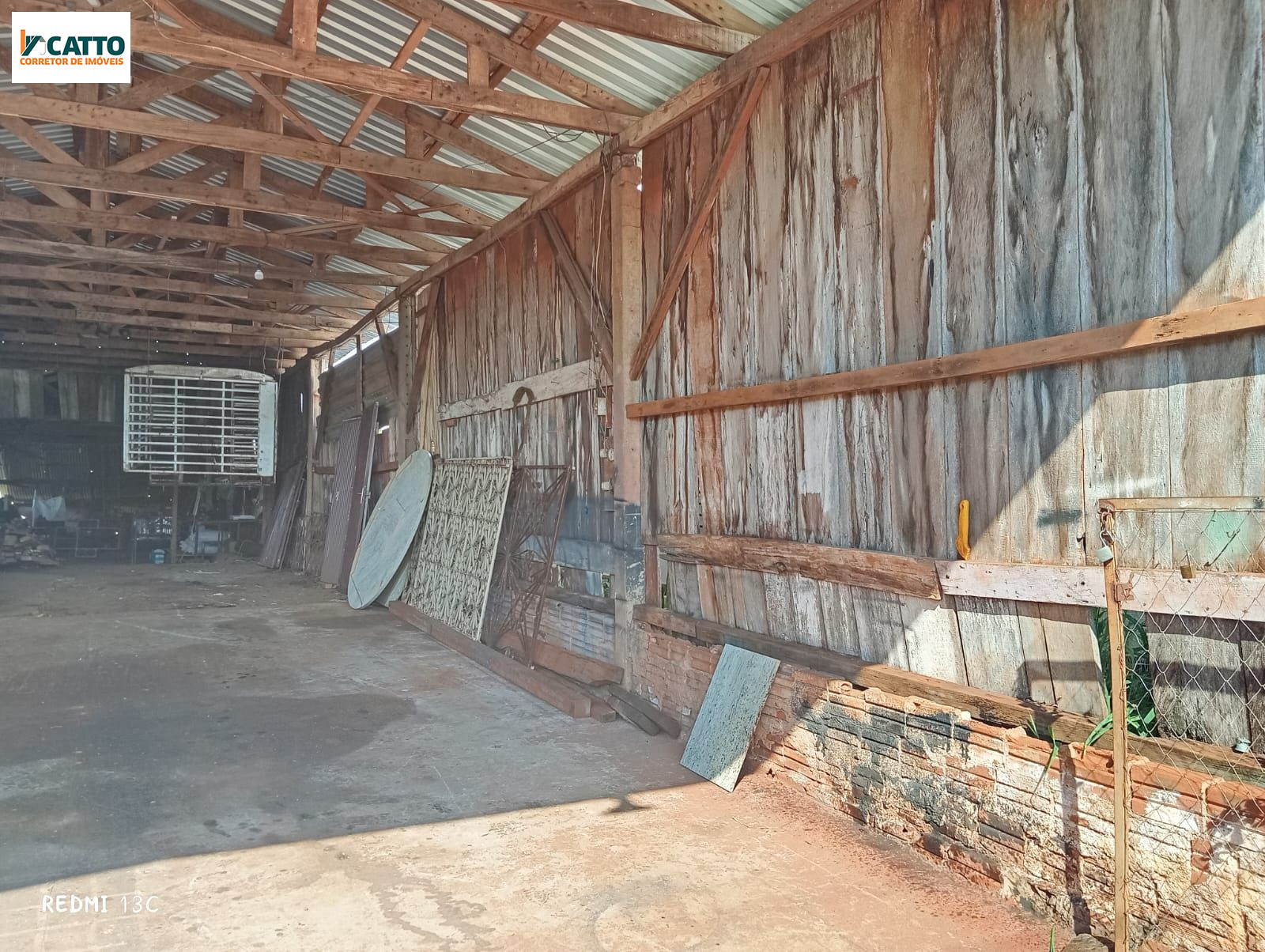 J Catto Im�veis em Santa Izabel do Oeste PR