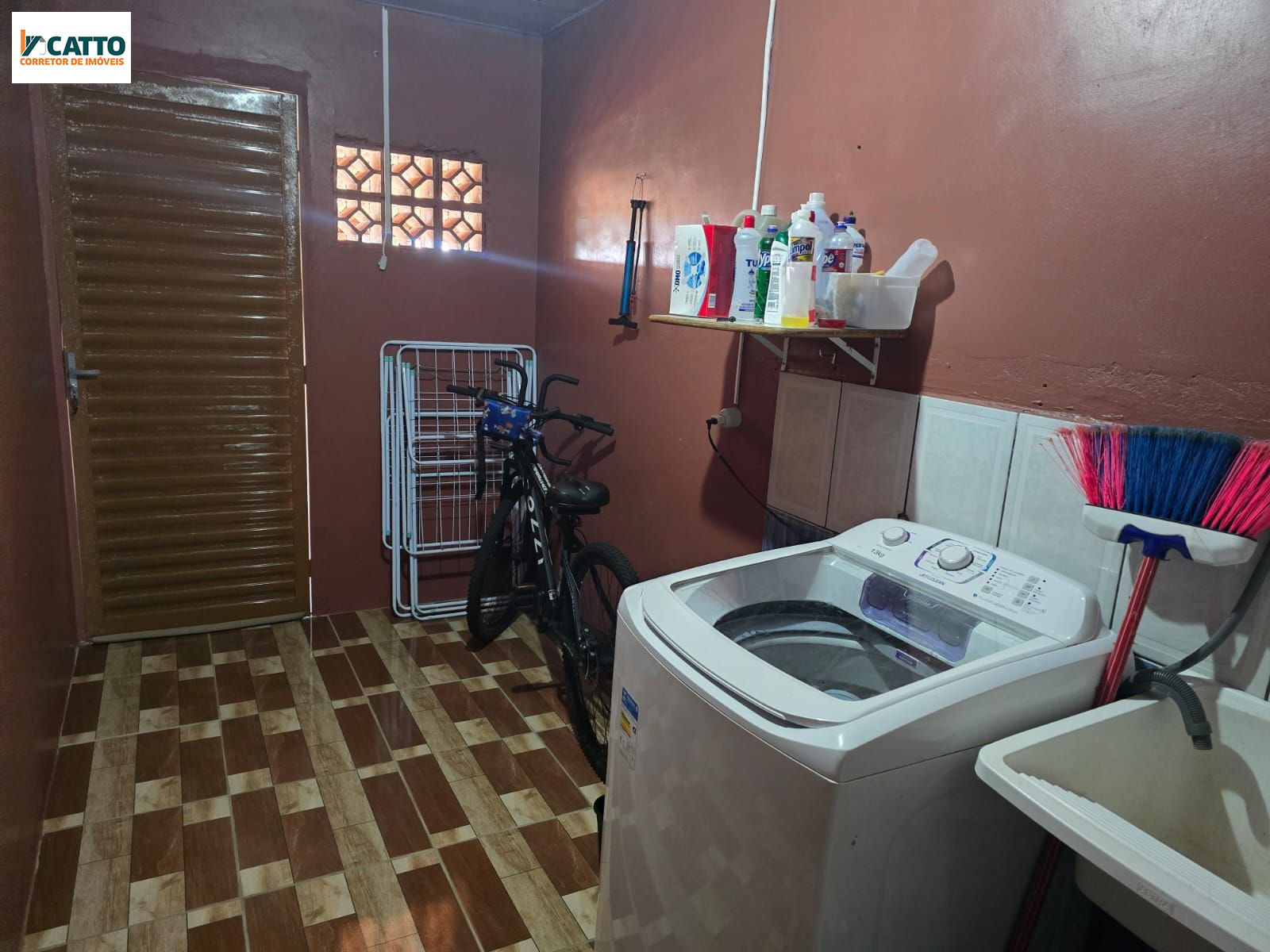 J Catto Im�veis em Santa Izabel do Oeste PR