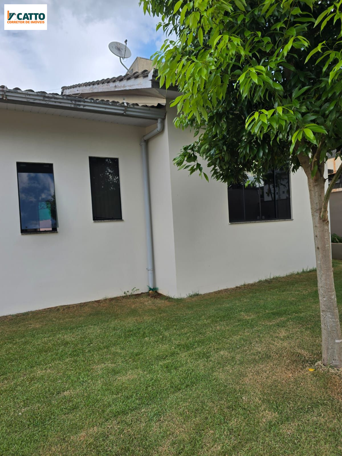 J Catto Im�veis em Santa Izabel do Oeste PR