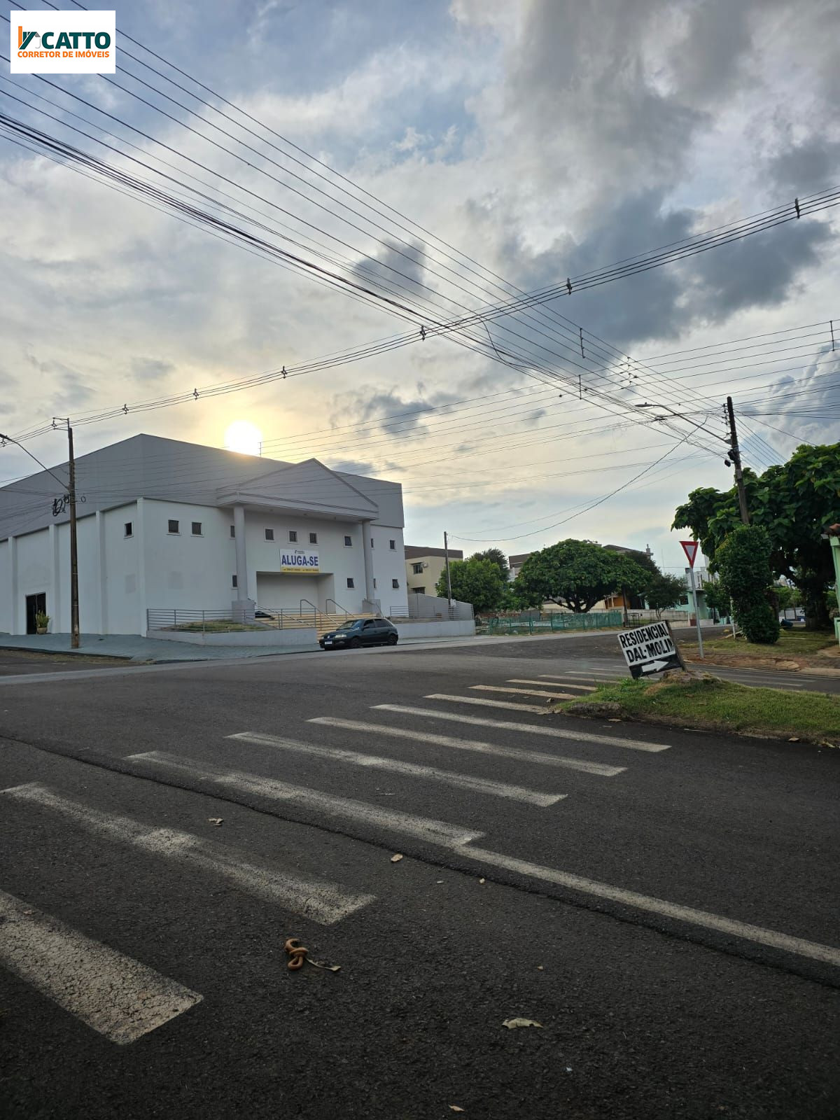 J Catto Im�veis em Santa Izabel do Oeste PR