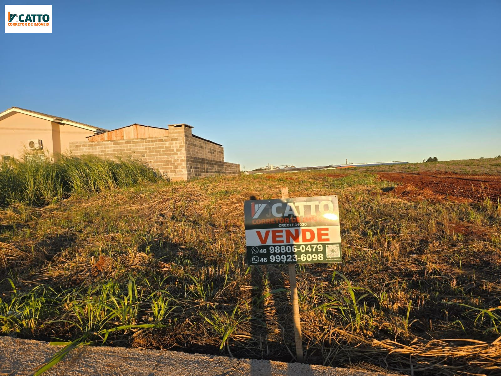 J Catto Im�veis em Santa Izabel do Oeste PR