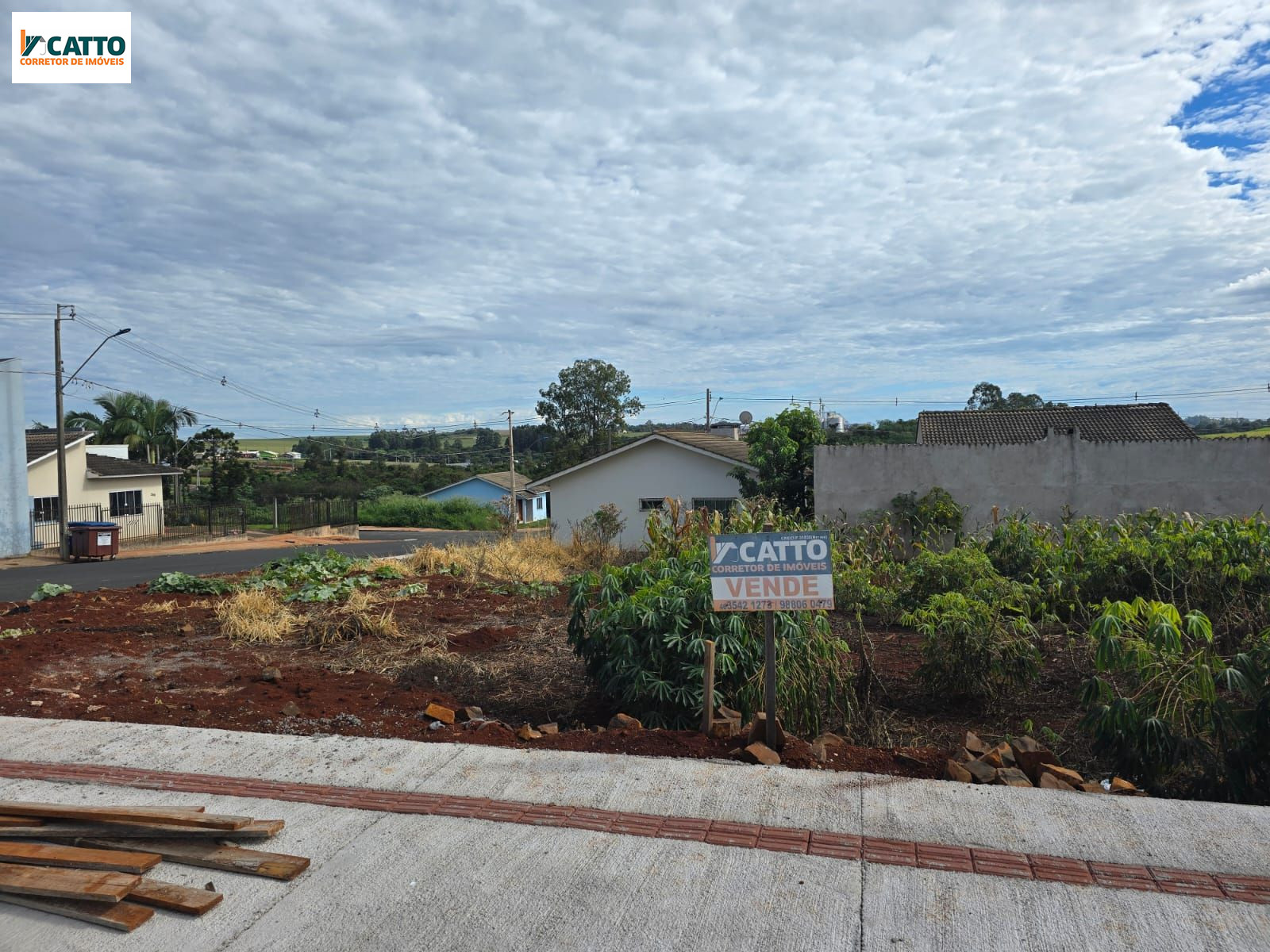 OPORTUNIDADE IMPERD�VEL! LOTE BEM LOCALIZADO NO LOTEAMENTO INOVA��O EM SIO.