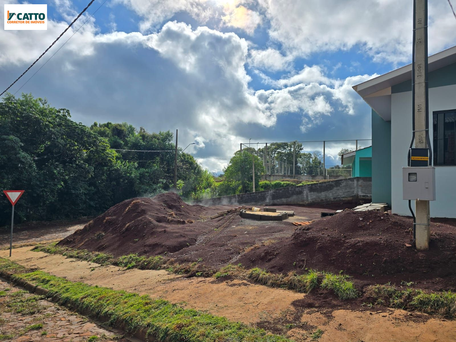 J Catto Im�veis em Santa Izabel do Oeste PR