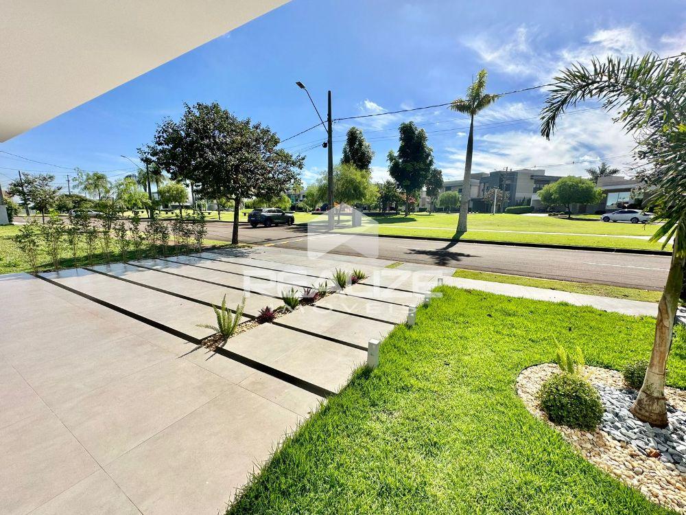 Sobrado à venda no Terras Alpha 1 com Piscina