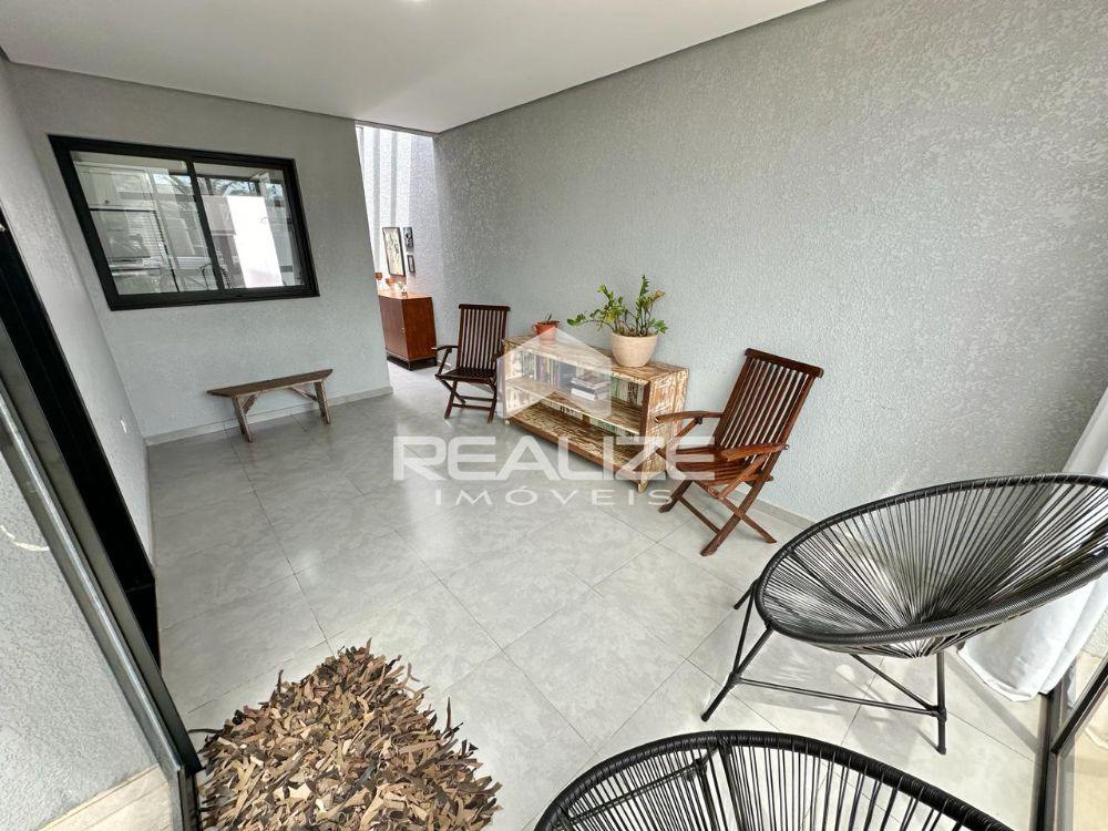 Casa mobiliada à venda no Jardim Ipê I