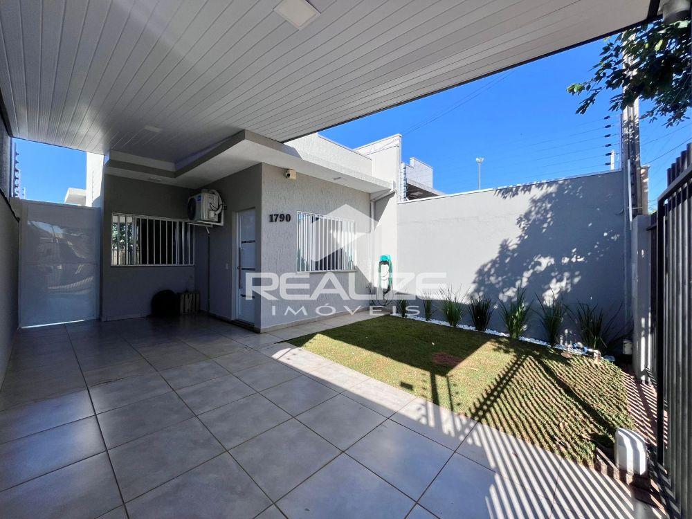 Casa à venda no Jardim Ipê 3