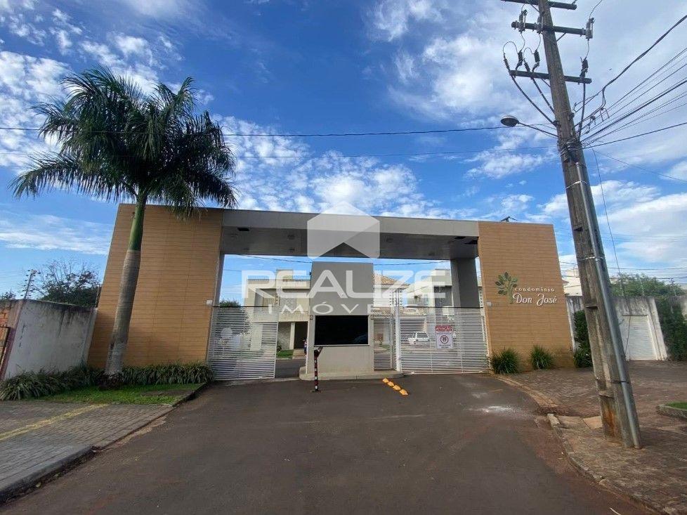 Terreno à venda no Condomínio Dom José
