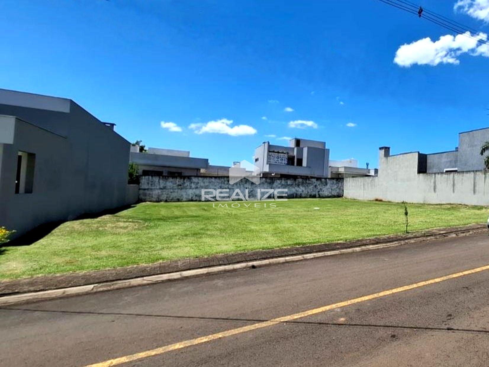 Terreno à venda no Condomínio Dom Laurindo
