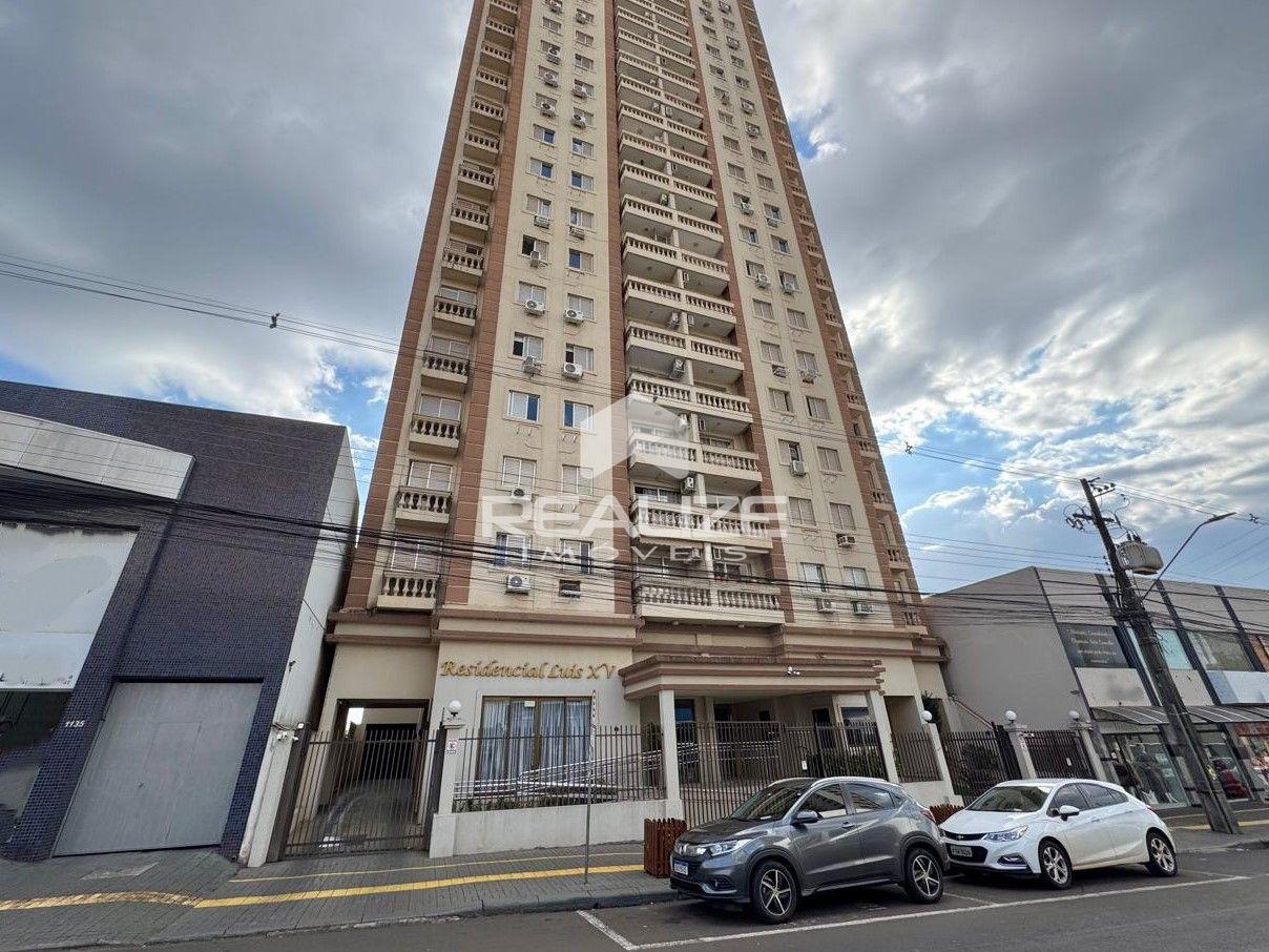 Apartamento à venda no Edifício Luís XV com 3 quartos 