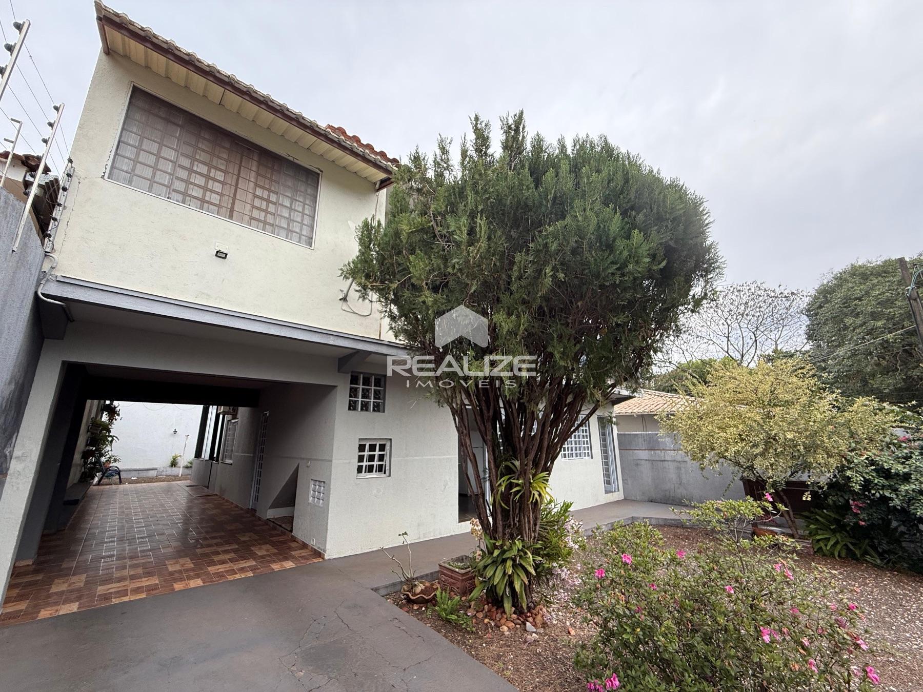 Sobrado a venda no Jardim Laranjeiras com 6 quartos