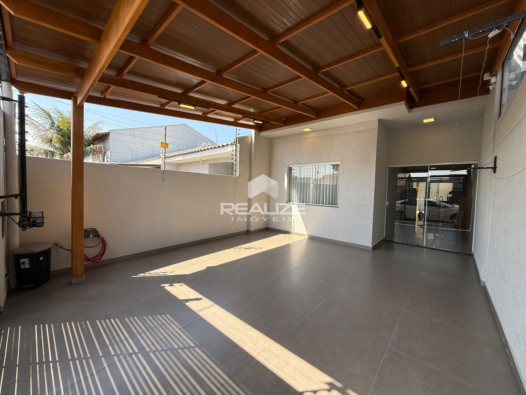 Casa à venda no Jardim Ipê 3 com 2 quartos
