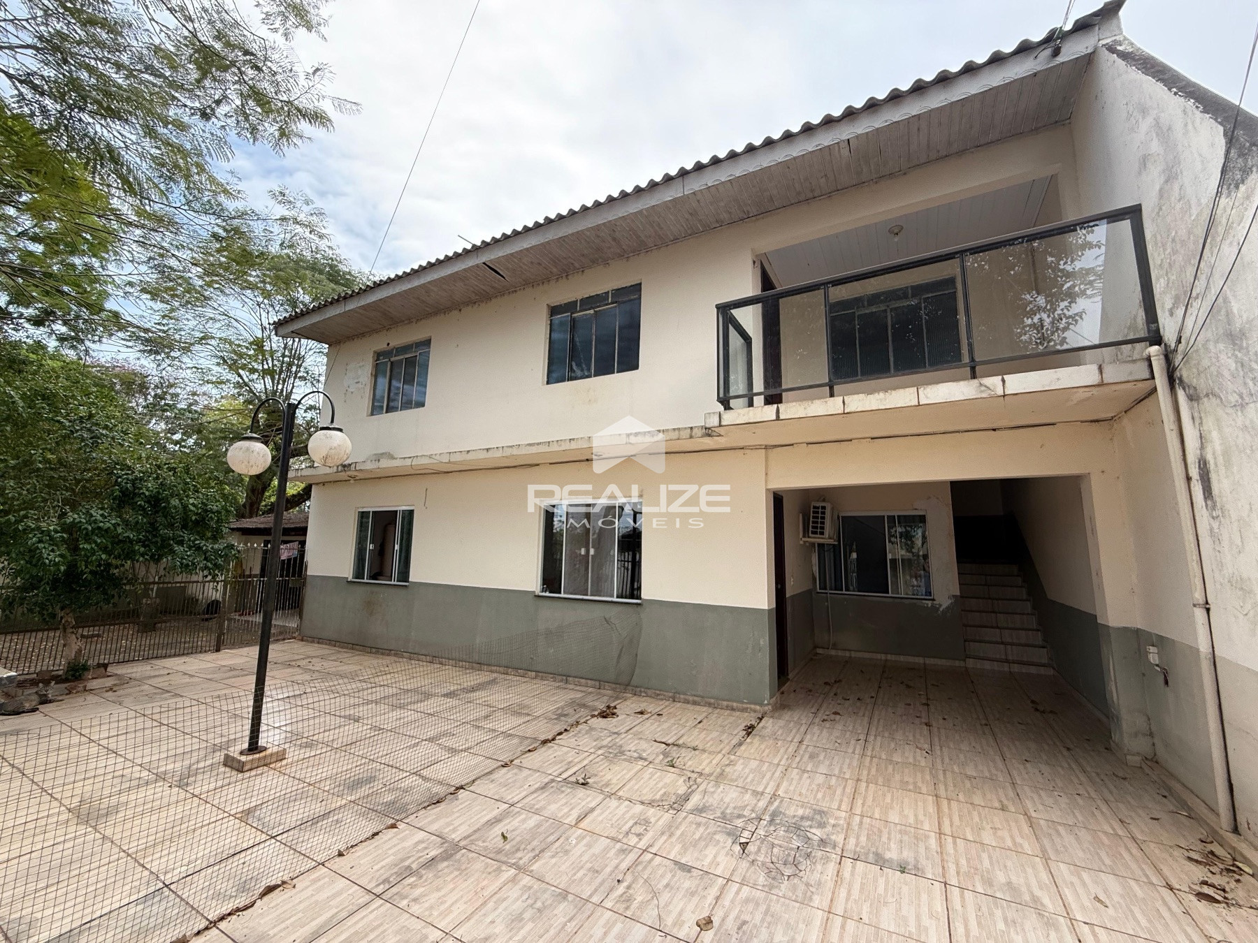 Sobrado a venda no Jardim Belvedere com 4 quartos