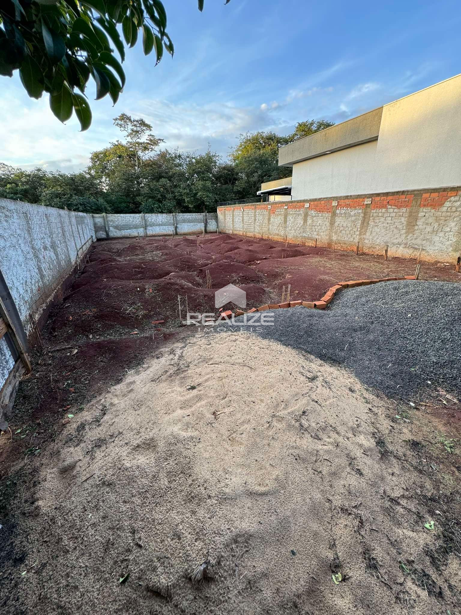 Terreno à venda no Condomínio Residencial Araras 