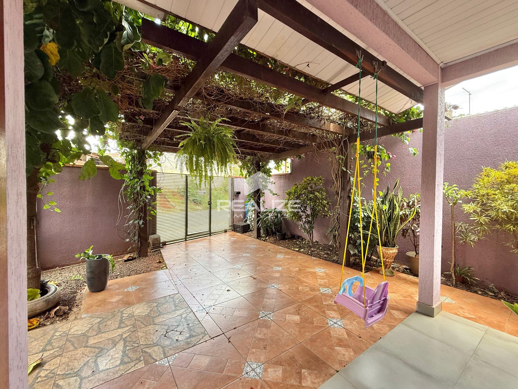 Casa à venda no Jardim Belvedere com 3 quartos