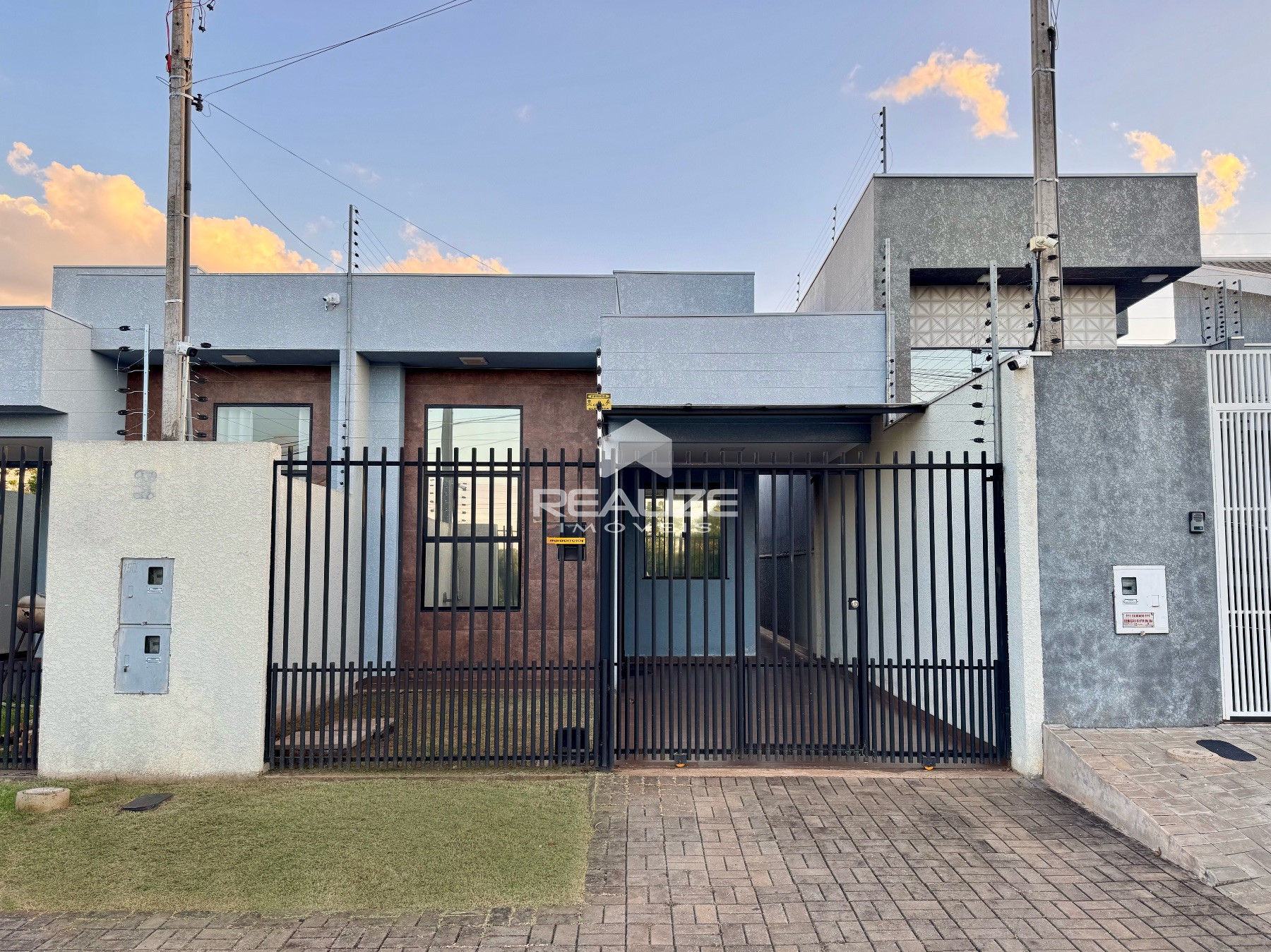 Casa à venda no Jardim Marcely com 2 quartos