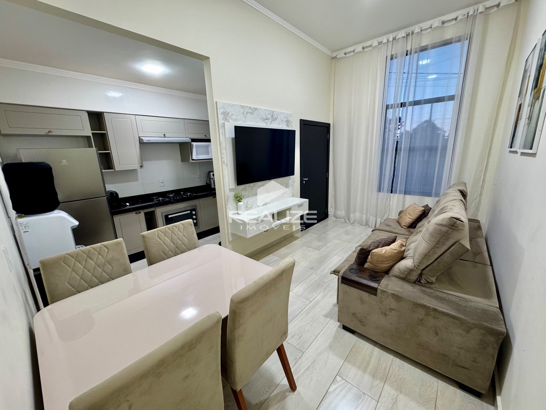 Casa à venda no Jardim Marcely com 2 quartos