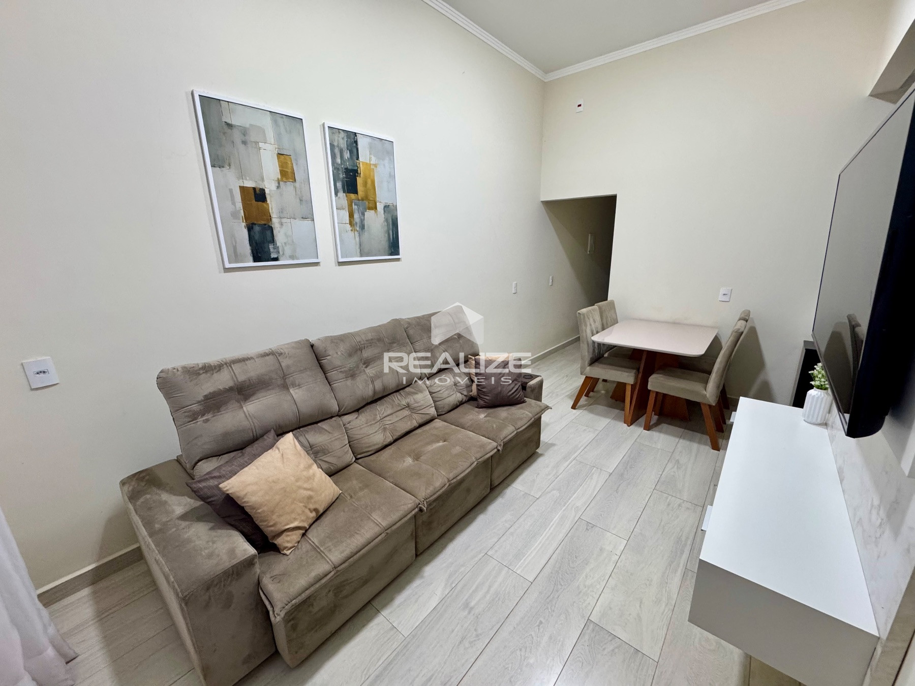 Casa à venda no Jardim Marcely com 2 quartos