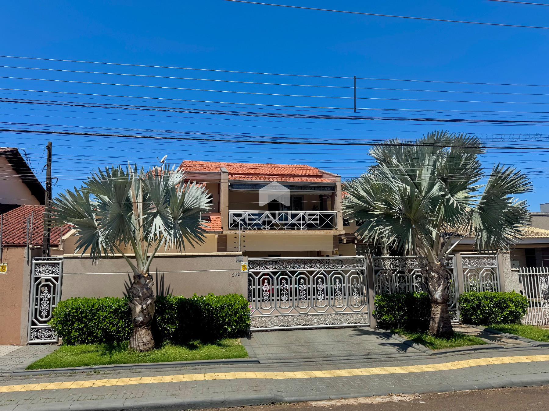 Sobrado à venda no Jardim Santa Rosa