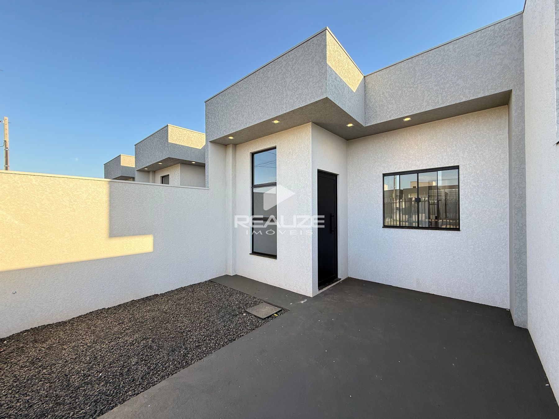 Casa à venda no Jardim Alvorada com 2 quartos