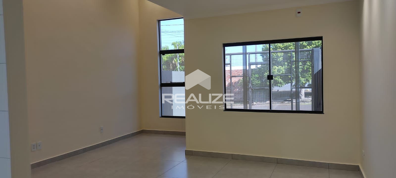 Casa à venda no Jardim Nova Califórnia com 2 quartos