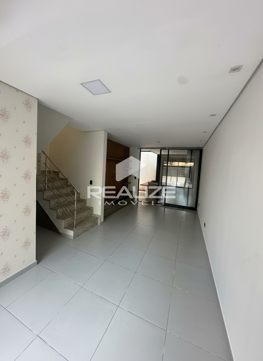 Sobrado à venda no Jardim Estrela com 3 quartos