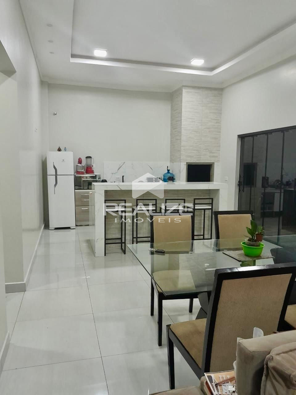 Casa à venda no Jardim Lancaster II com 3 quartos 