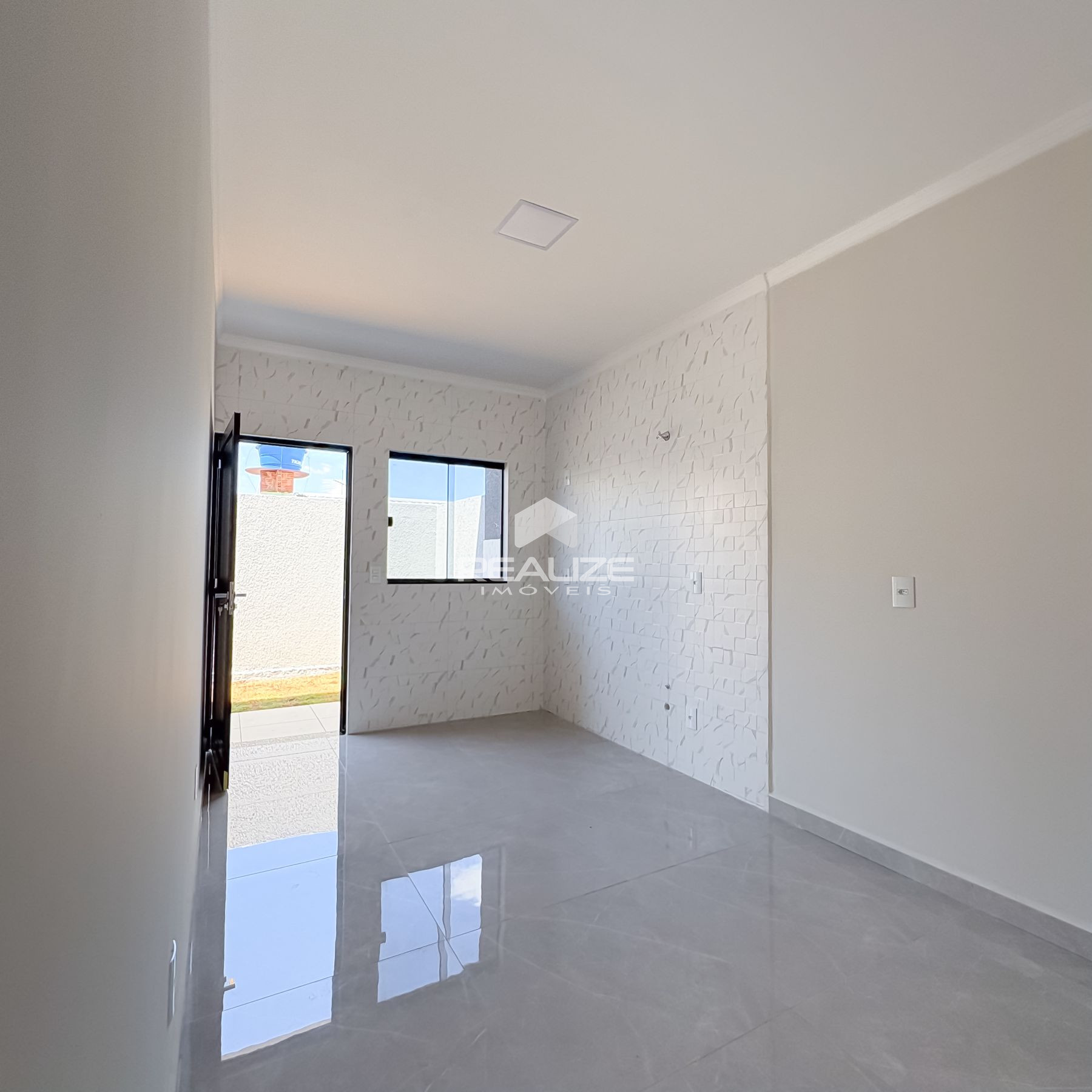 Casa à venda no Jardim Cataratas com 2 quartos 