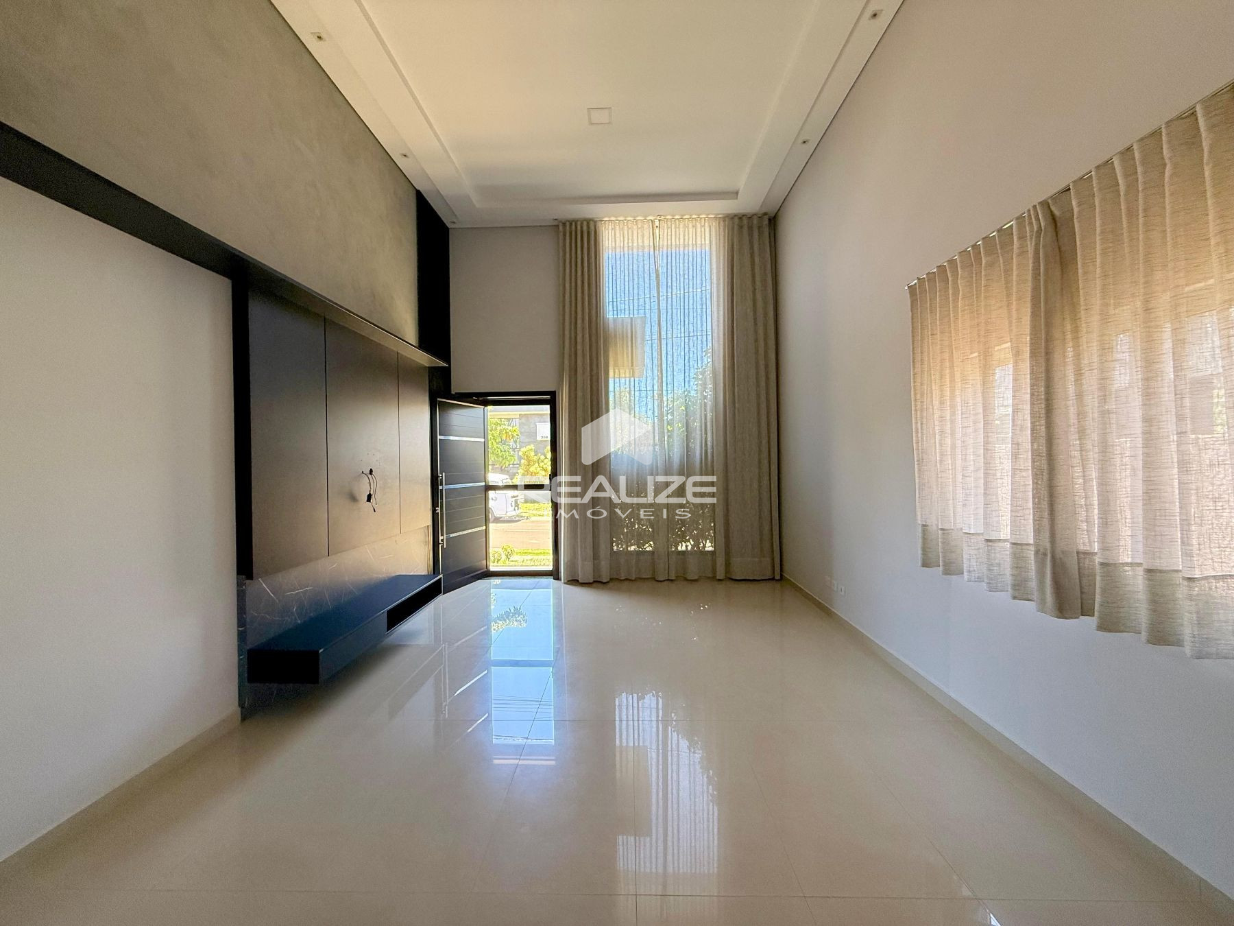 Casa mobiliada à venda no Condomínio Leonardo da Vinci com 3 quartos 