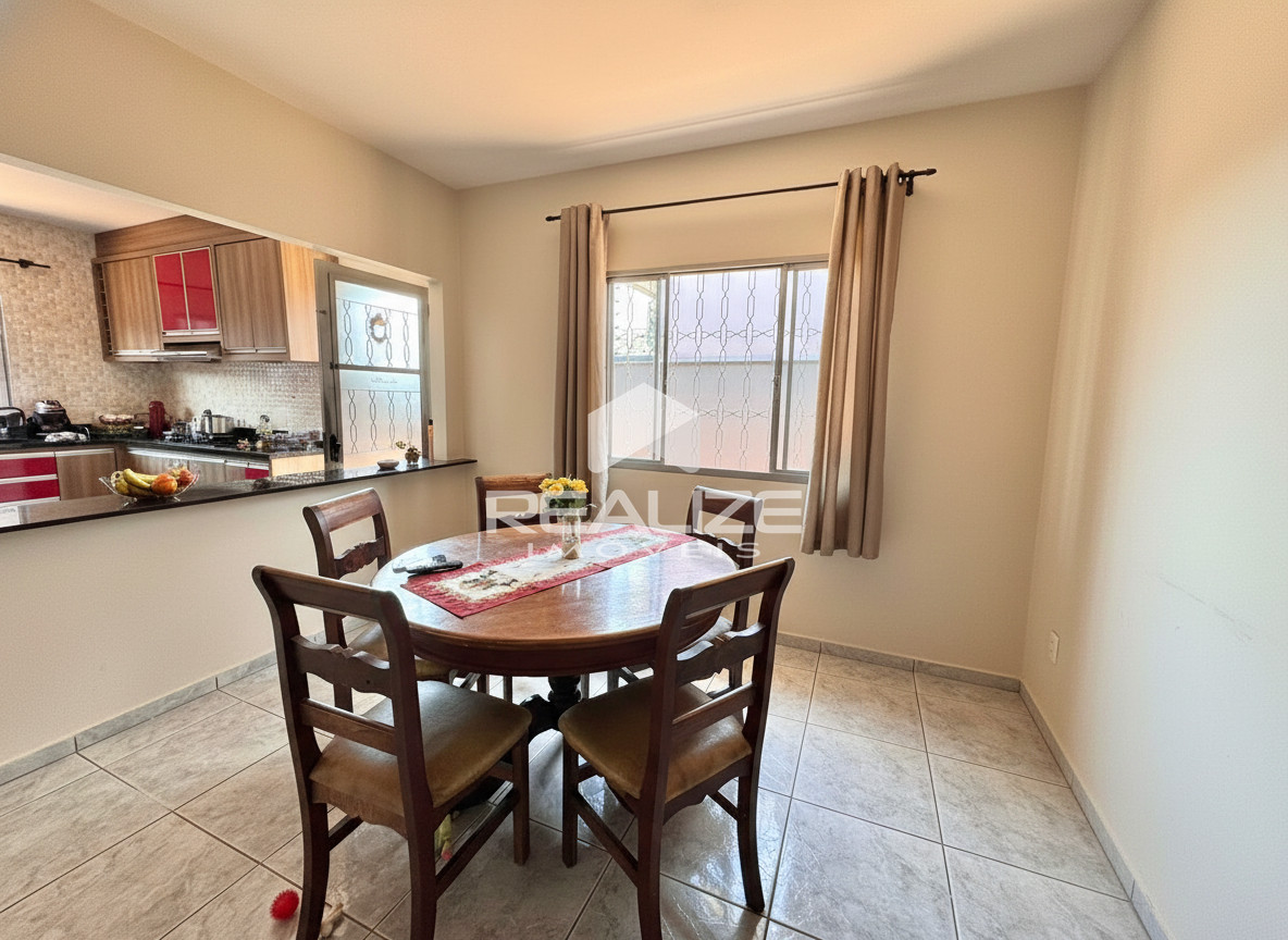 Casa à venda no Jardim Ipê 1 com 3 Quartos  