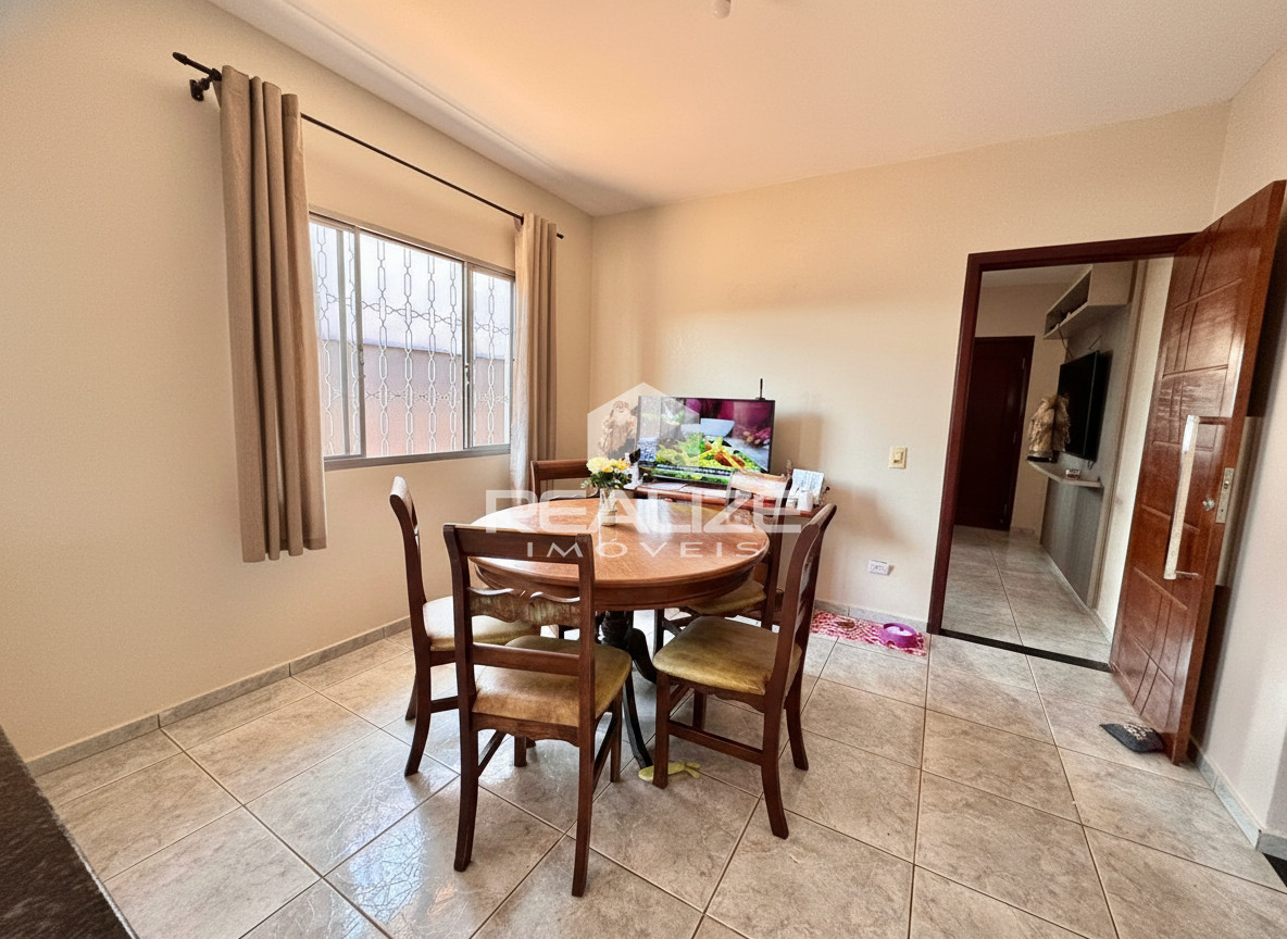 Casa à venda no Jardim Ipê 1 com 3 Quartos  