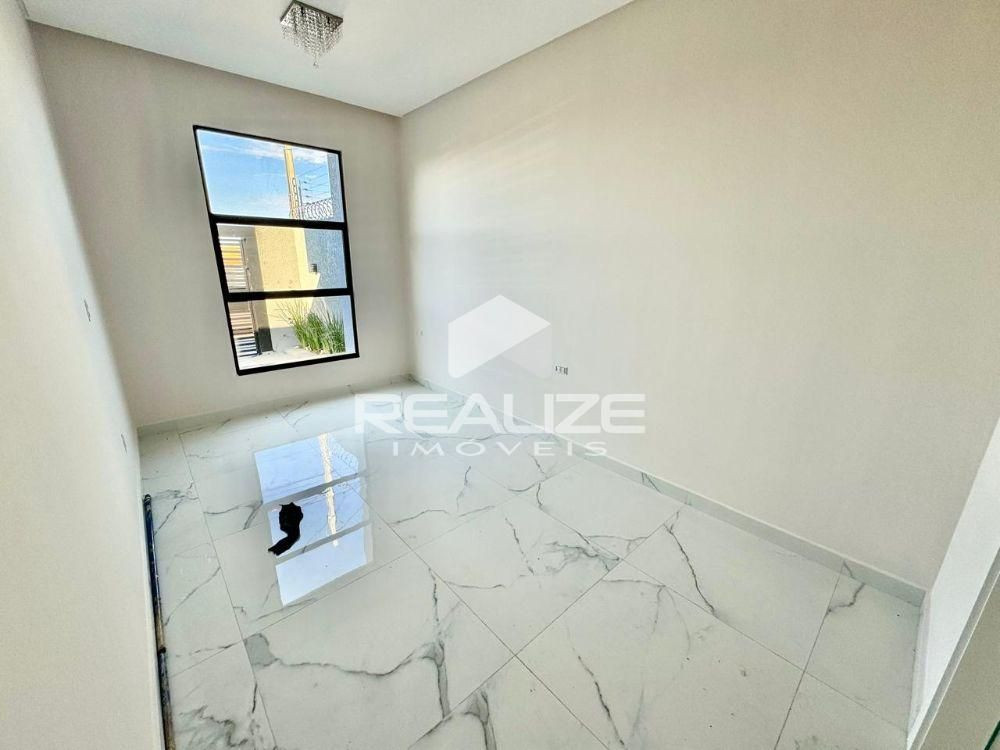 Casa à venda no Jardim Ipê 4