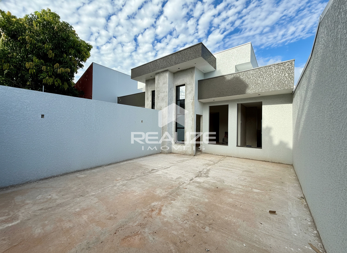 Casa à venda no Três Bandeiras com 03 quartos