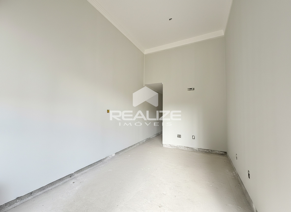 Casa à venda no Três Bandeiras com 03 quartos