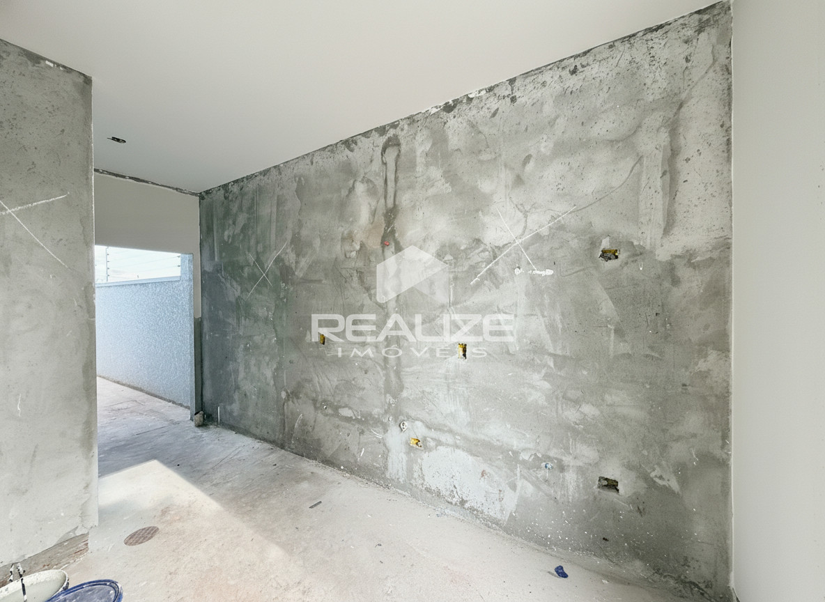 Casa à venda no Três Bandeiras com 03 quartos