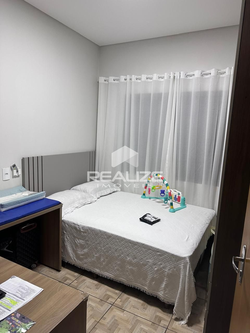 Casa venda no Jardim das Flores com 2 quartos e Edcula