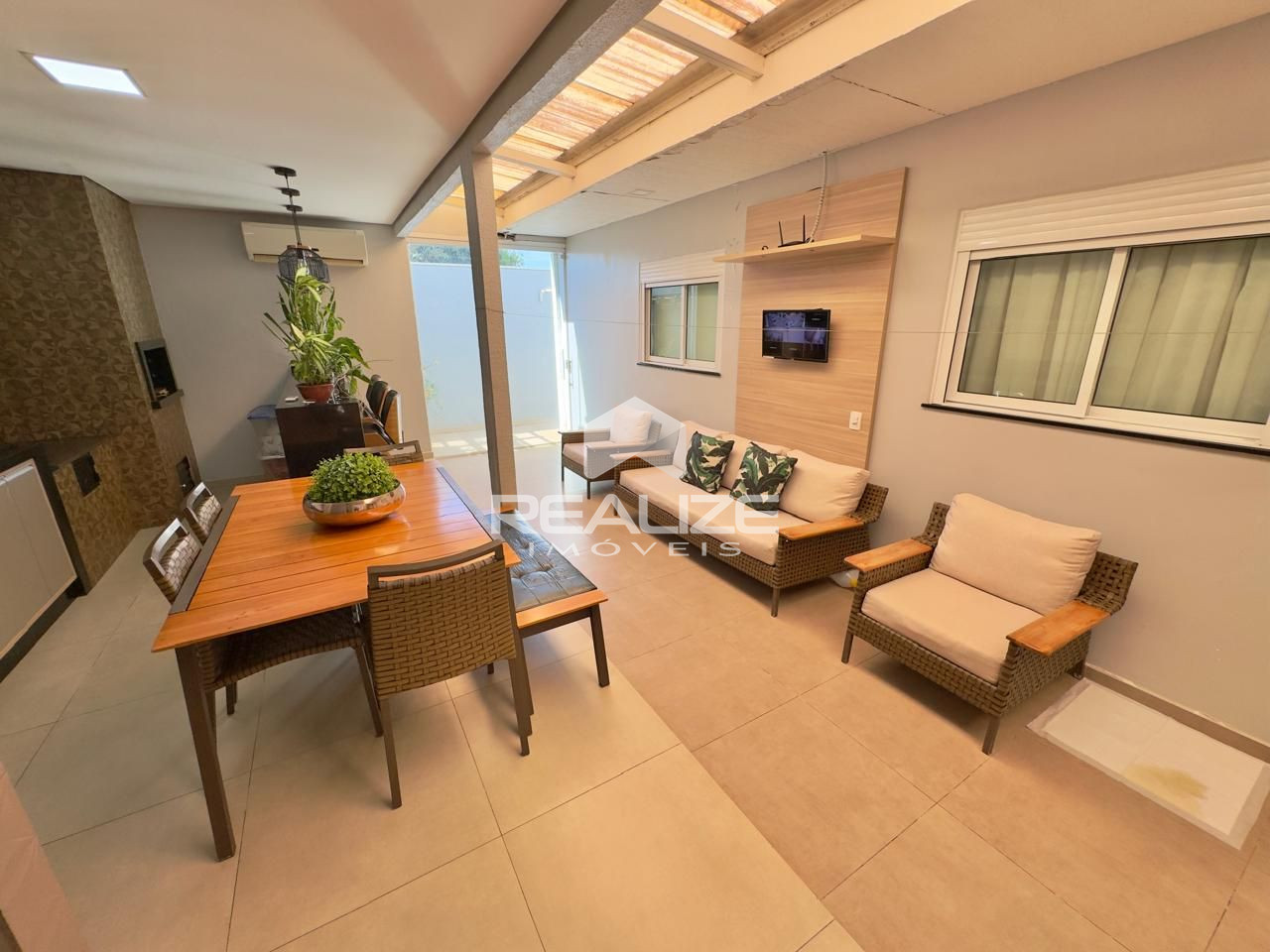 Casa venda no Lagoa Dourada com 3 quartos