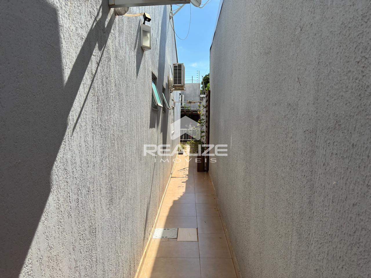 Casa venda no Lagoa Dourada com 3 quartos