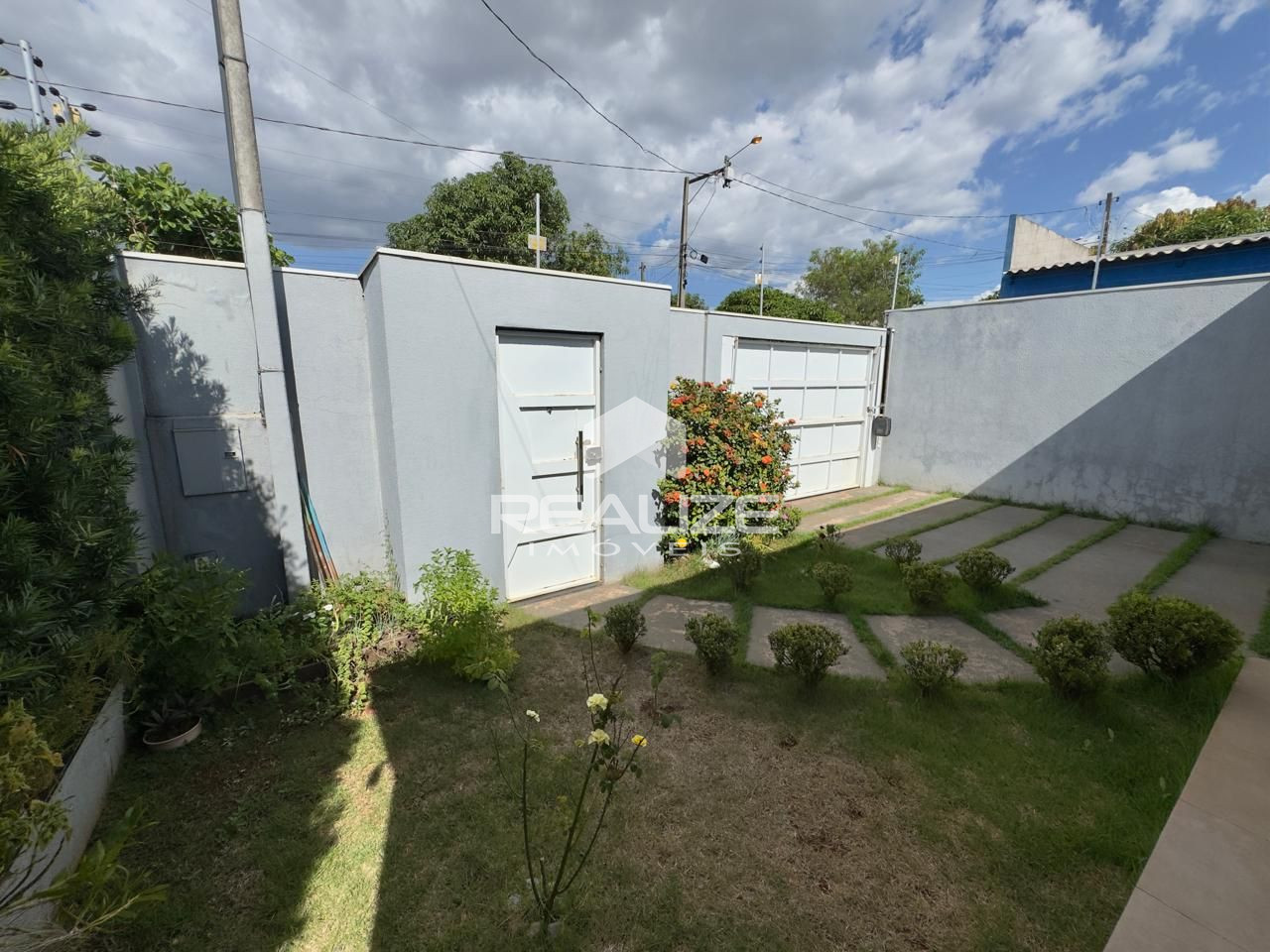 Casa venda no Lagoa Dourada com 3 quartos