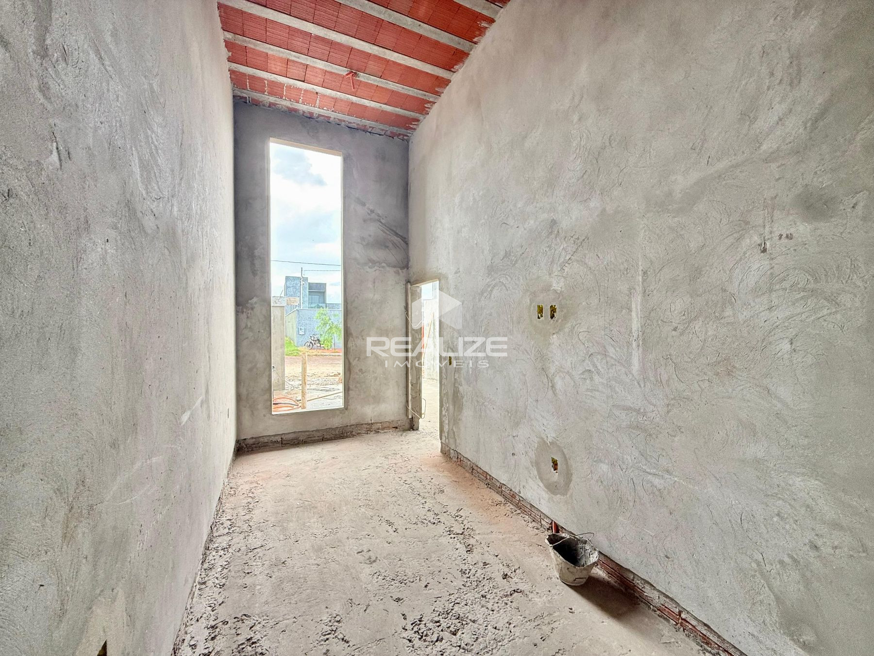 Casa à venda no Bairro Irio Holler 2 Quartos (1 Suíte).