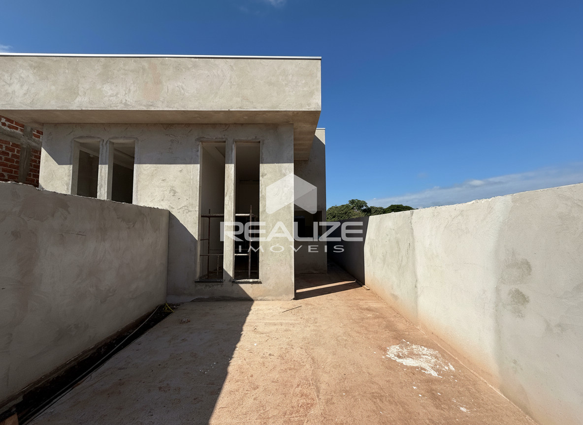 Casa à venda no Jardim São Roque com 2 quartos (1 Suíte). 