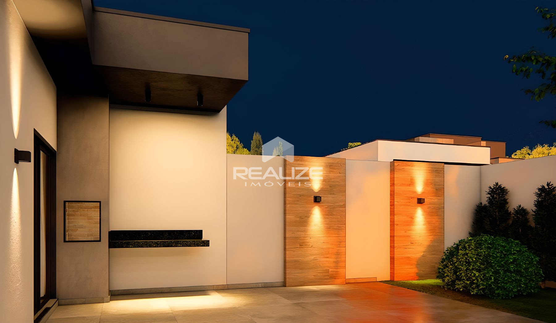 Casa à venda na Vila Yolanda com 3 Quartos (1 Suite) e amplo terreno.