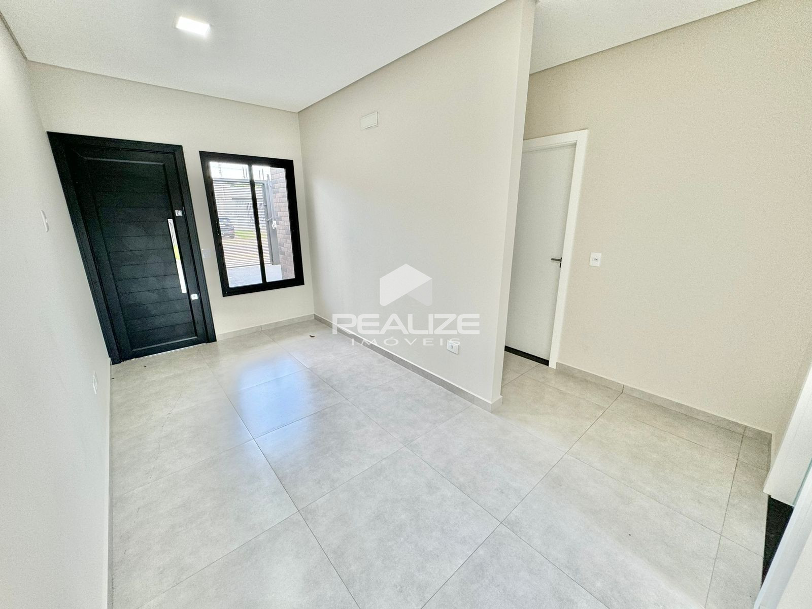 Casa à venda no Jardim Marcely com 2 quartos. 