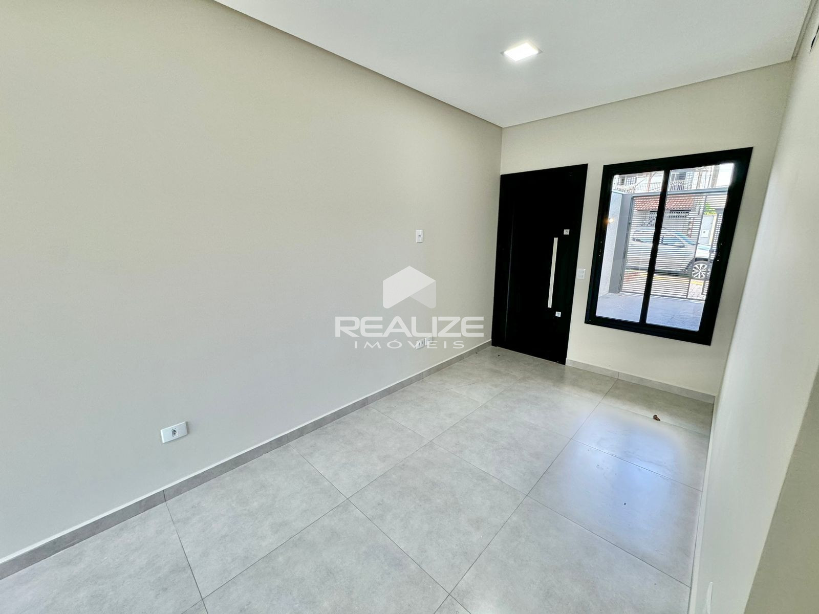 Casa à venda no Jardim Marcely com 2 quartos. 