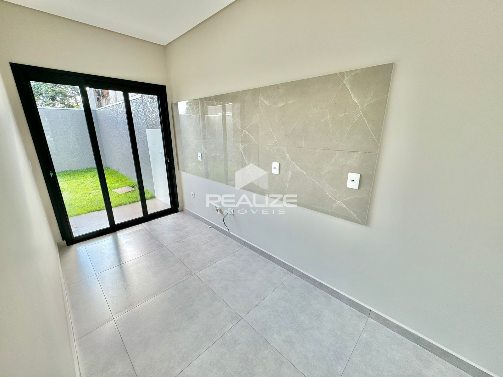 Casa venda no Jardim Marcely com 2 quartos.