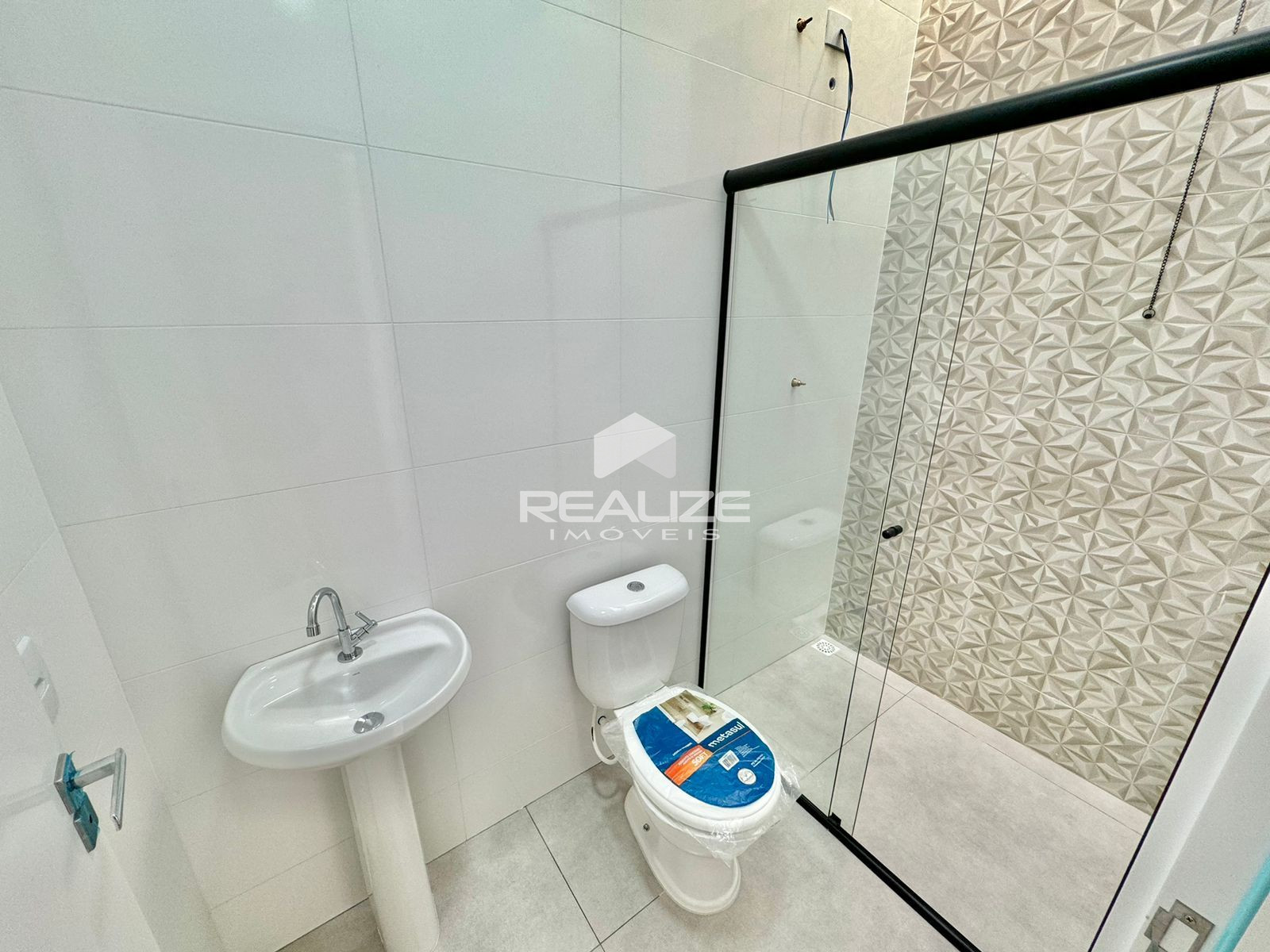 Casa venda no Jardim Marcely com 2 quartos.