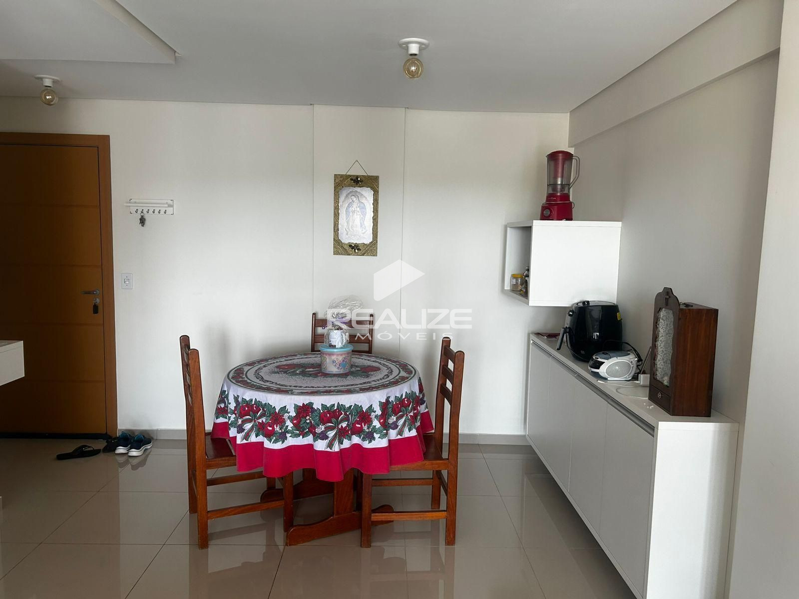 Apartamento semimobiliado à venda no Residencial Anita com 2 q...