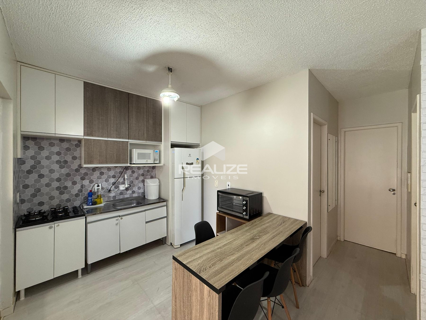 Casa venda no Condomnio Terra Nova com 2 quartos e Piscina.