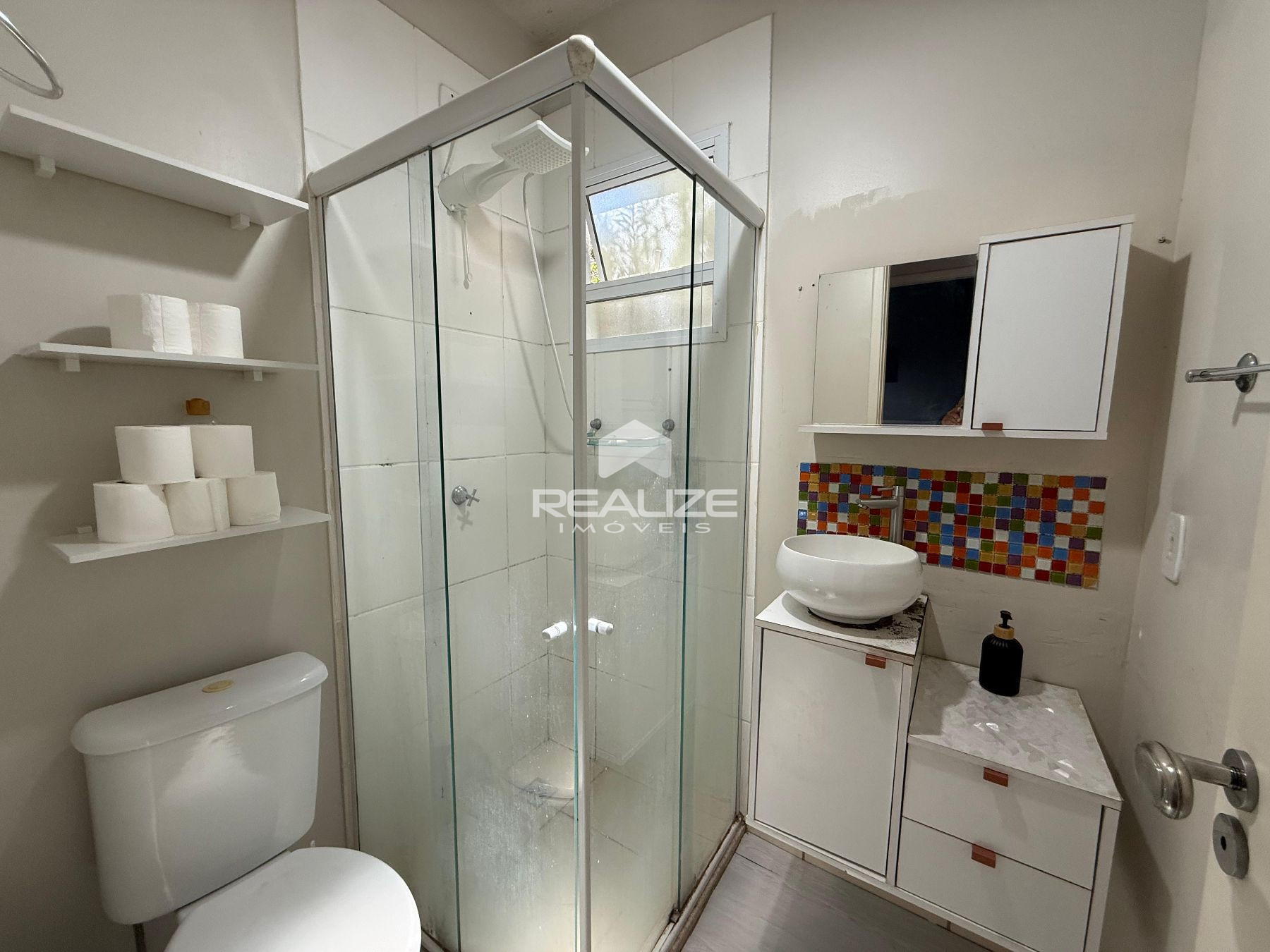 Casa venda no Condomnio Terra Nova com 2 quartos e Piscina.