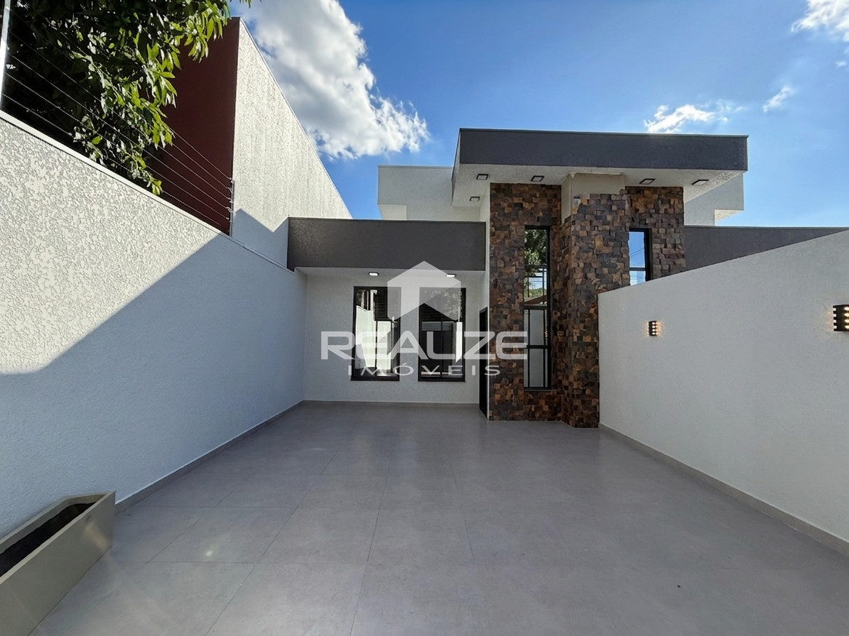 Casa à venda no Três Bandeiras com 03 quartos