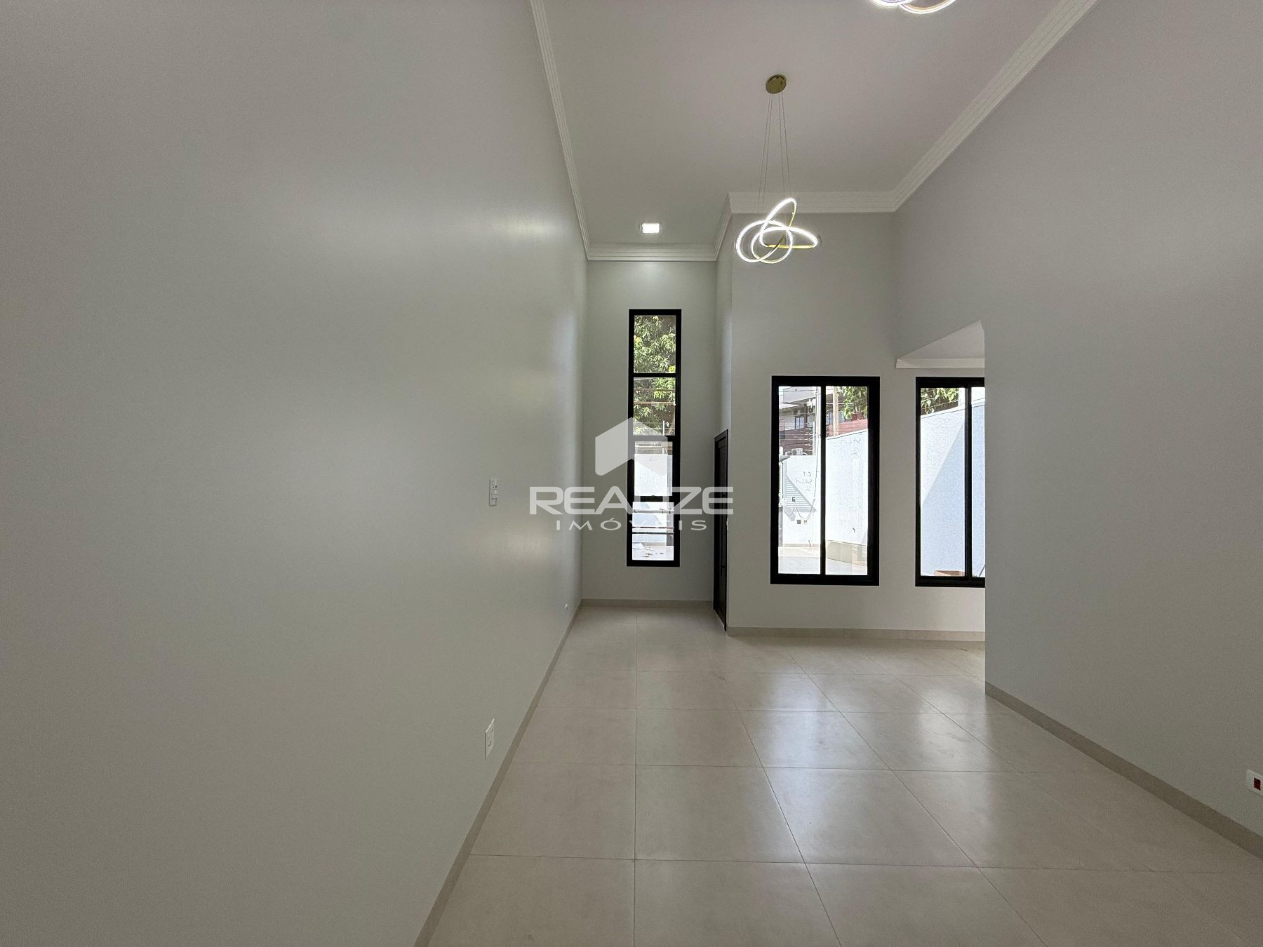 Casa à venda no Três Bandeiras com 03 quartos